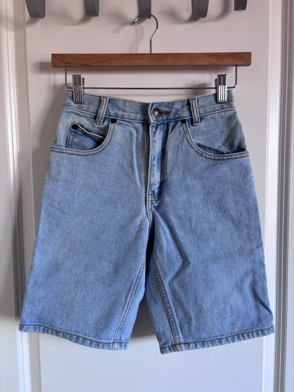 Arizona Jean Company Light Blue Denim Vintage Shorts